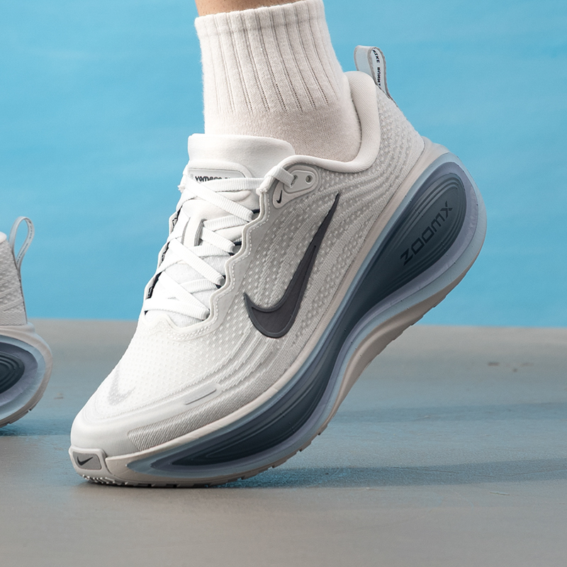 Nike Men's Shoes Original Ligh - огляд і ціна Lightweight Road Running Shoes