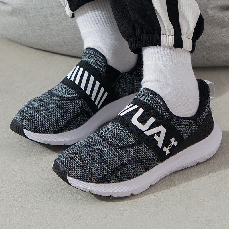 2026 Under Armour 3026507 001  - огляд і ціна Knit Fabric Lace Up Sneakers